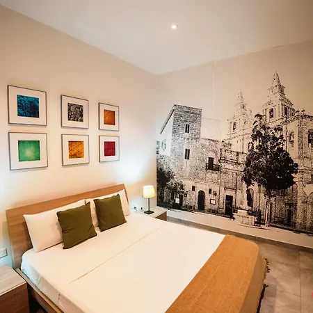 A Traditional Maltese With Indoor Cave Pool Holiday home Mellieha