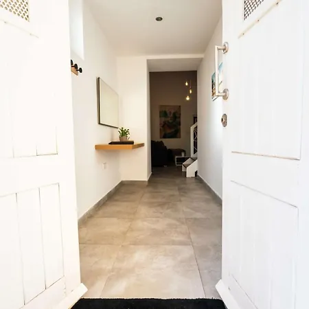 Holiday home A Traditional Maltese With Indoor Cave Pool Mellieha