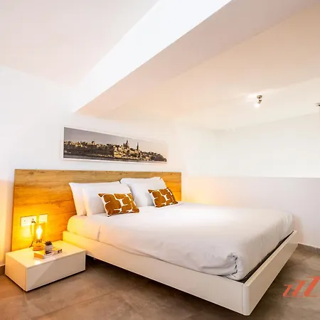 Tatil Evi A Traditional Maltese With Indoor Cave Pool Mellieħa