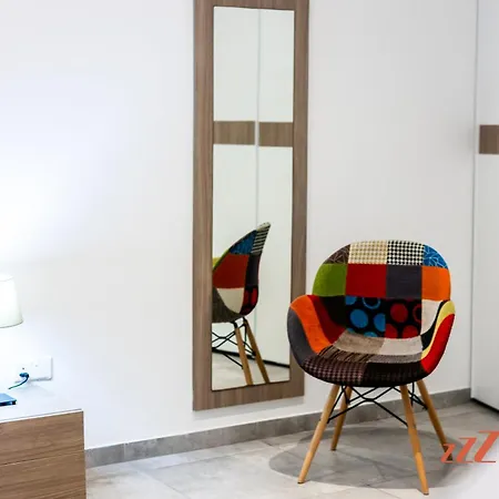 A Traditional Maltese With Indoor Cave Pool Tatil Evi